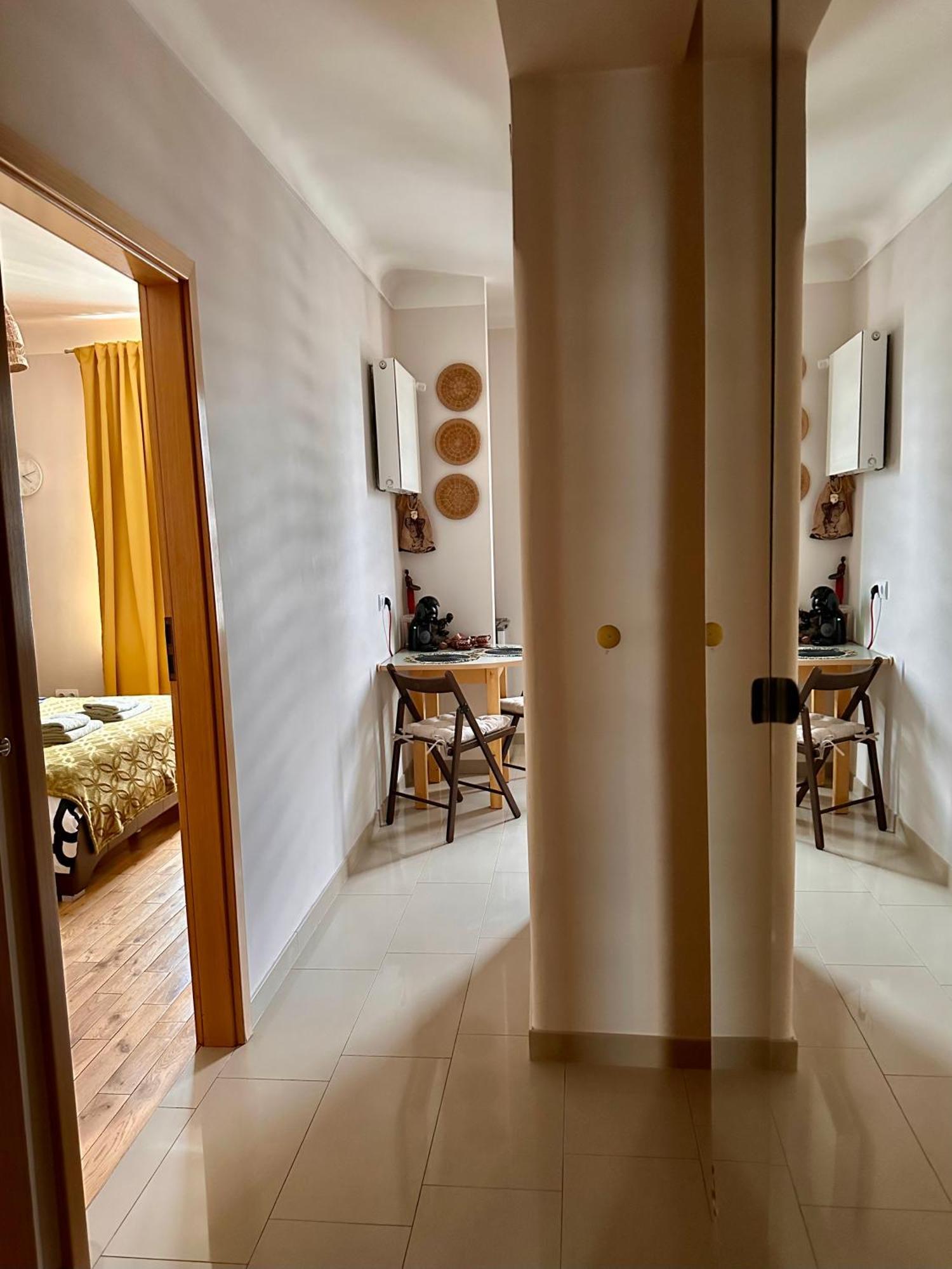 Africa Apartment Warsaw Ngoại thất bức ảnh